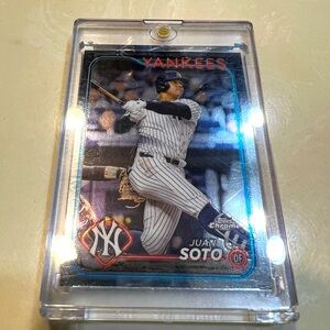 JUAN SOTO 2024 Topps Chrome REFRACTOR # 150 NEW YORK YANKEES